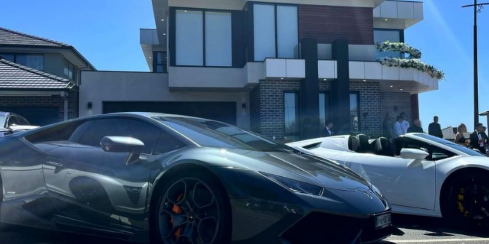 Lambo vs ferrari - Lambo Hire Melbourne