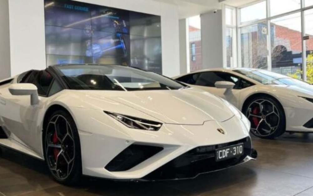 Lamborghini for hire in Melbourne - Lamborghini Hire Melbourne